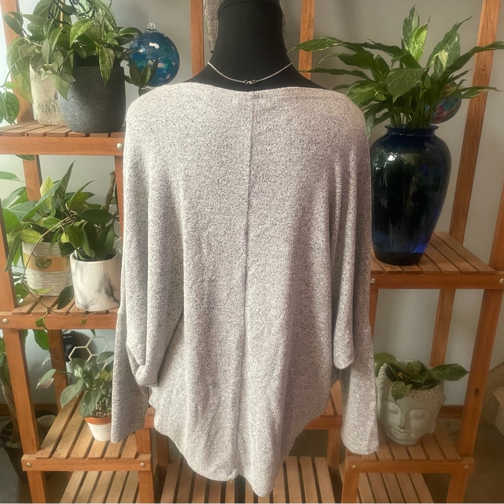 C’est Moi Heather Grey Boatneck Batwing Long sleeve Top - Picture 2 of 10
